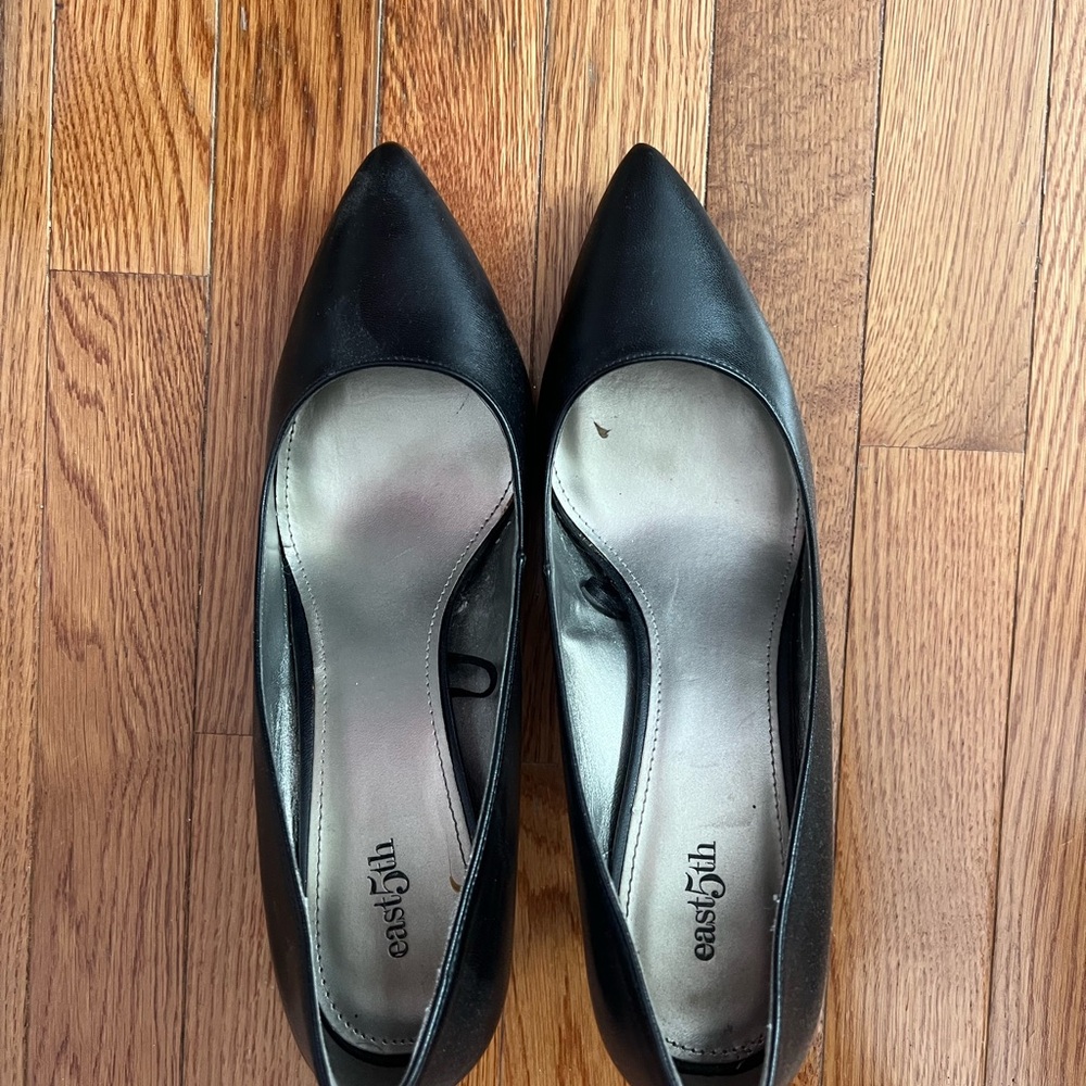East 5th Black Heels with Polished Finish